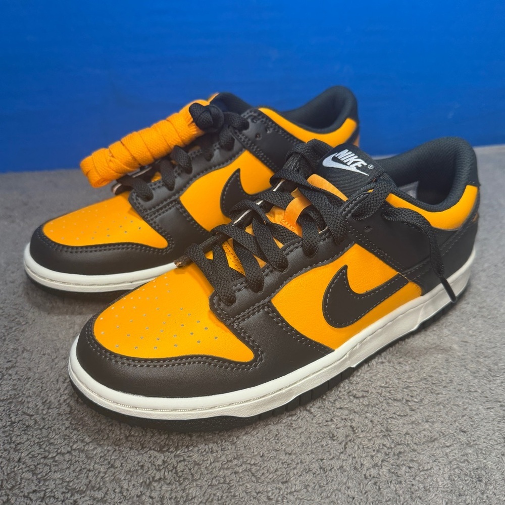 Nike dunk gs
Sundial
Brand new